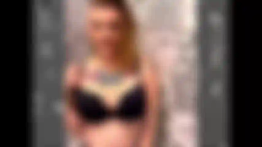 Wet n wild ! Suce et baise !