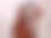 Tu veux goûter quelque chose de sucré directement sur mon corps nu ? Alors profitez de la gâterie savoureuse que j'ai transformée en 4 votre plaisir. Lécher du sperme, sucer et jouer dans cette bonté collante qui recouvre tout mon corps !