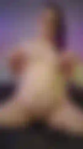 TIGHT nipple clamps, nipple pinching, wand humping and multiple orgasms. Watch me cum like a feral little slut? 😈
