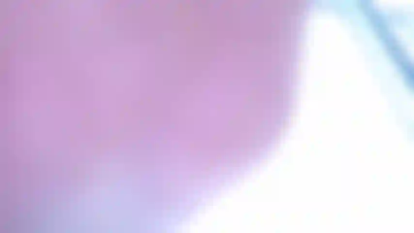 Une géante : je te piétine et t'écrase.