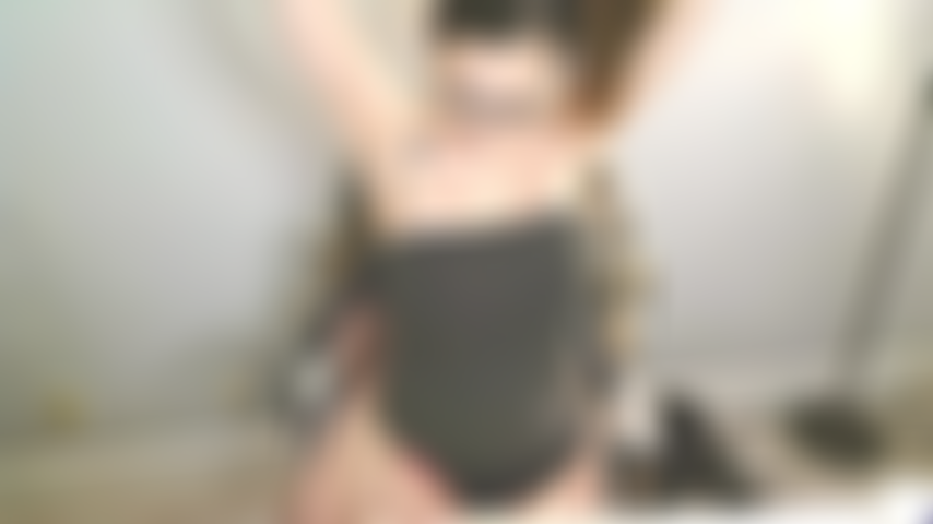 long_relaxing_quiet_cum_bare_feet