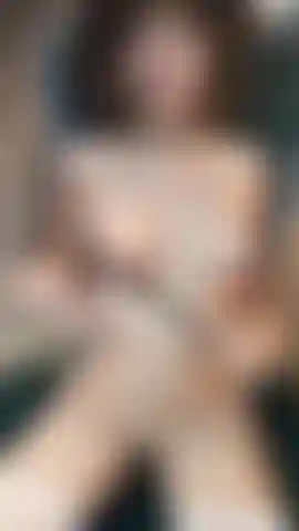 watch me spank my tits