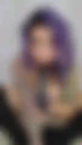 Sucer la bbc dans des bottes hautes.