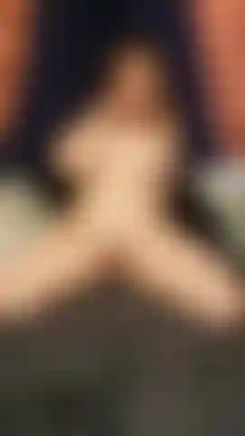 Home alone totally naked, no cocks to ride, guess Ill have to ride this thick dildo