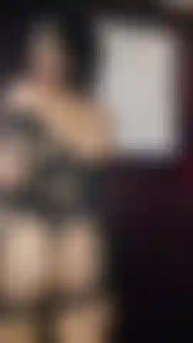 I like people who look slowly, who enjoy every detail