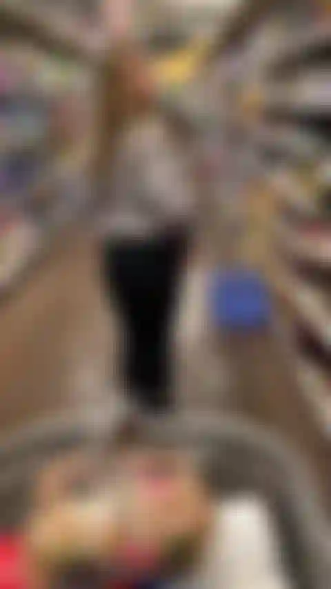 Flash rapide au magasin.