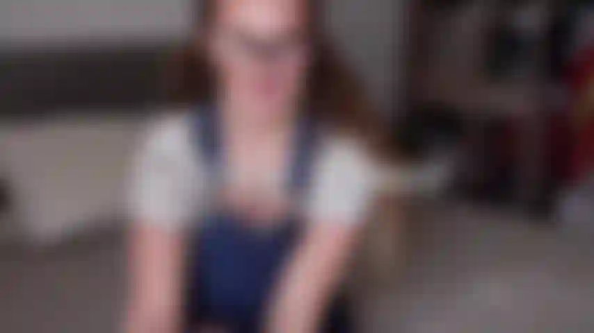 Une fille timide aime la bbc.