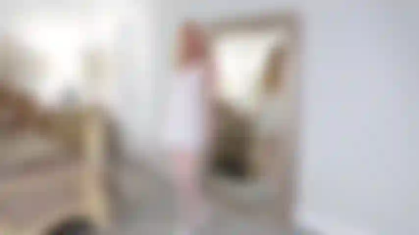 Tentation & strip-tease - partie 1.