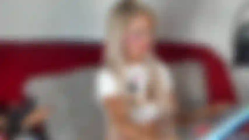 Les meilleures 20 minutes de jouissance avec votre putain de putain de salope préférée; d'être sale et humide comme une bonne fille (d) xxx.