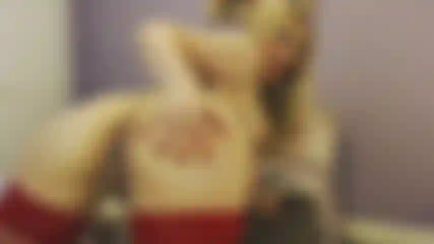 J'adore ça au fond de mon cul.