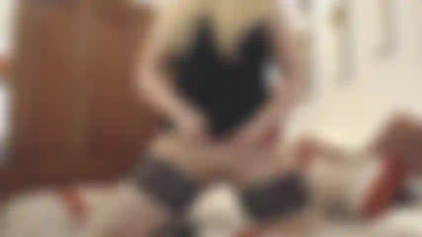 Chevauchant (gode noir).