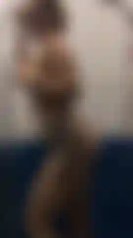 Veux-tu me frotter le dos sous la douche ?