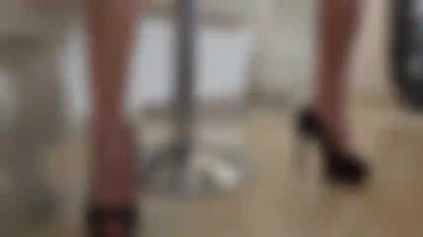 Bouncy Christmas Tease