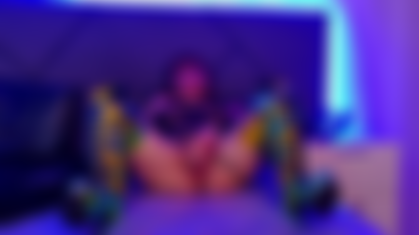 Bottes hautes en pvc !! Baise ma chatte.