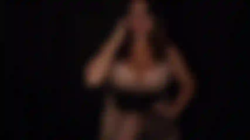 Un demi-frère dansant la séduction ou un mindfuck.