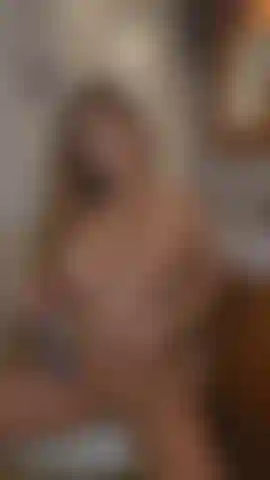 NEW SQUIRT VIDEO 
I tried out my new dildo, i fuck myself hard. If you crave seeing my pussy squirt like a fontain for you, unlock now! The cold glass felt strange in my hot pussy, but it was still an ecstatic experience.