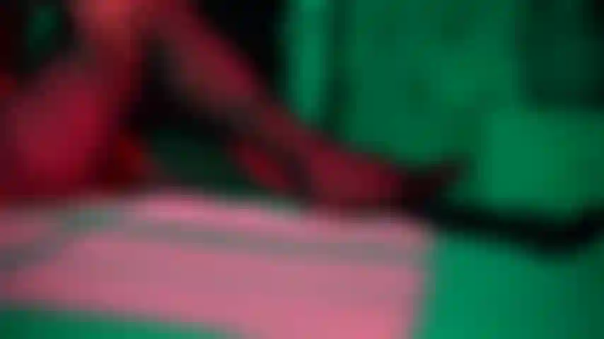 Tu vas adorer mes courbes.