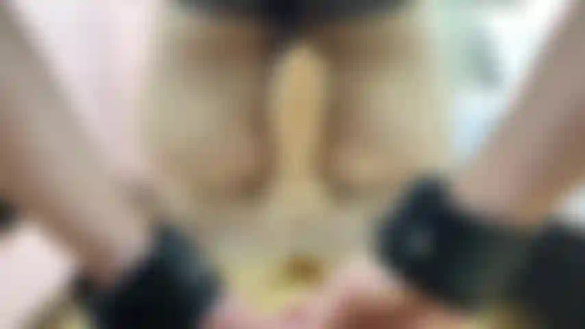 Chevauchant la marée montante.