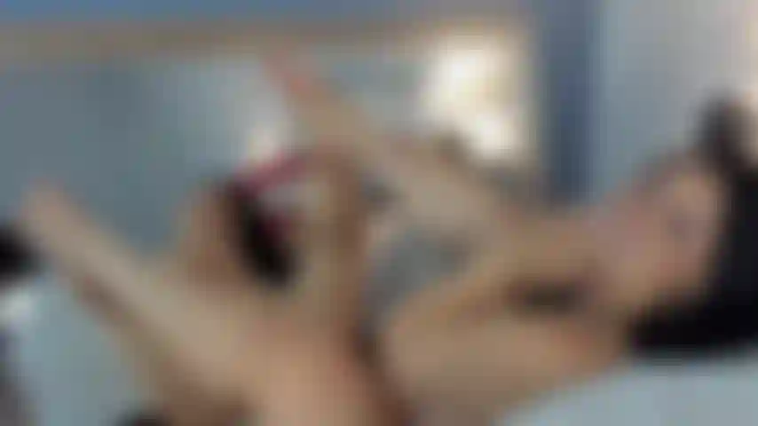 Masturbation miroir sensuelle.