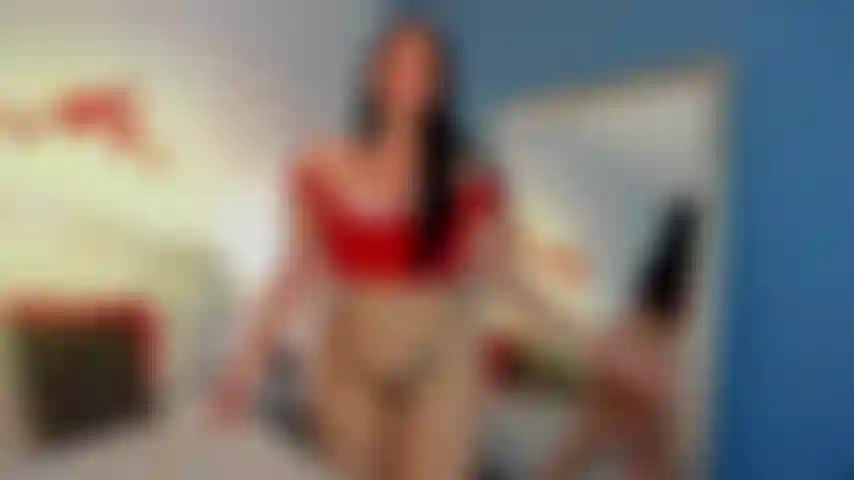 Eli brown latina au gros cul chevauche une grosse bite jusqu'à ce qu'elle jouisse !!!