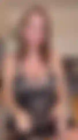 Regardez la vidéo que j'ai envoyée à ma sexy petite amie portugaise .. Elle va la regarder et se faire jouir avec ses doigts ou son vibromasseur.