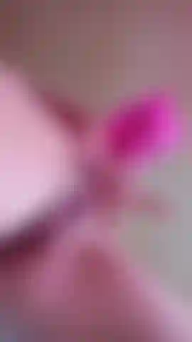 Viens, je suis une fille douce et coquine.