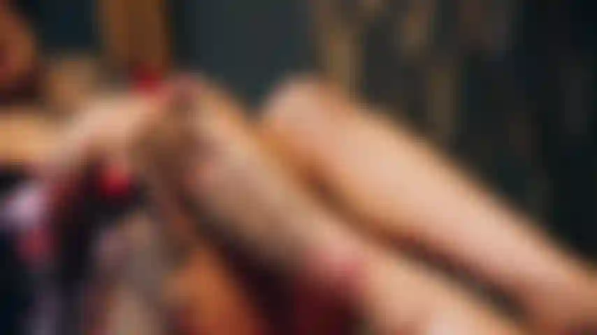 Veux-tu fesser mon énorme cul ? 4 K !