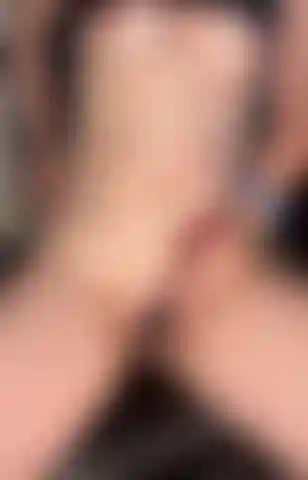 Petite gameuse alt sexy qui s'est mise à avoir envie pendant une partie.