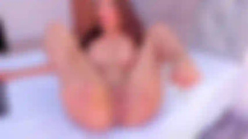 Ma chatte, mon cul, mes pieds et mes seins !