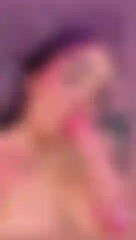 J'ai du sperme dans toute ma bouche.