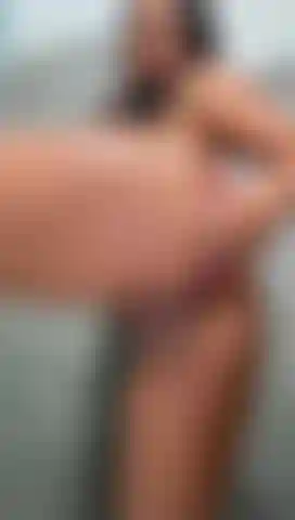 J'aime me toucher sous la douche, mais ne le dites à personne !