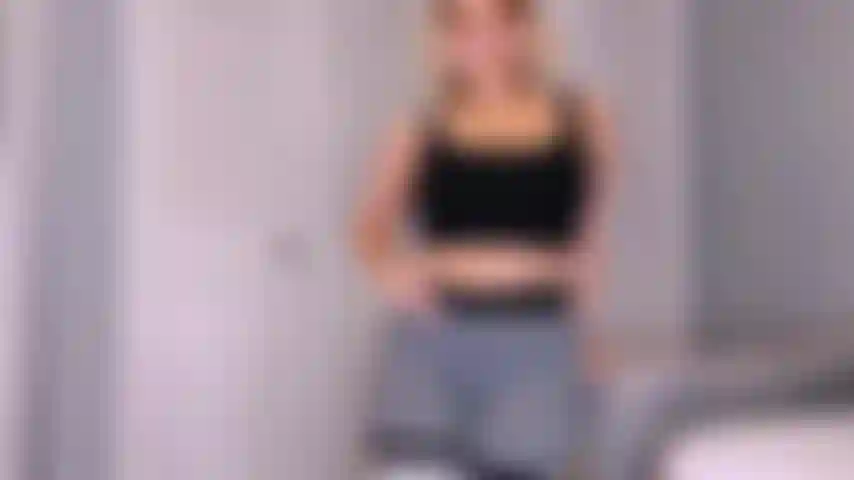 Ripoff - profite de 18 minutes sans absolument rien. Votre argent est meilleur entre mes mains. Bratty trouve une femdom.