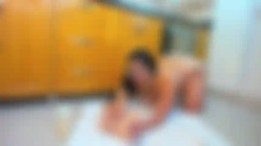 Une pipe très chaude et tellement bâclée.