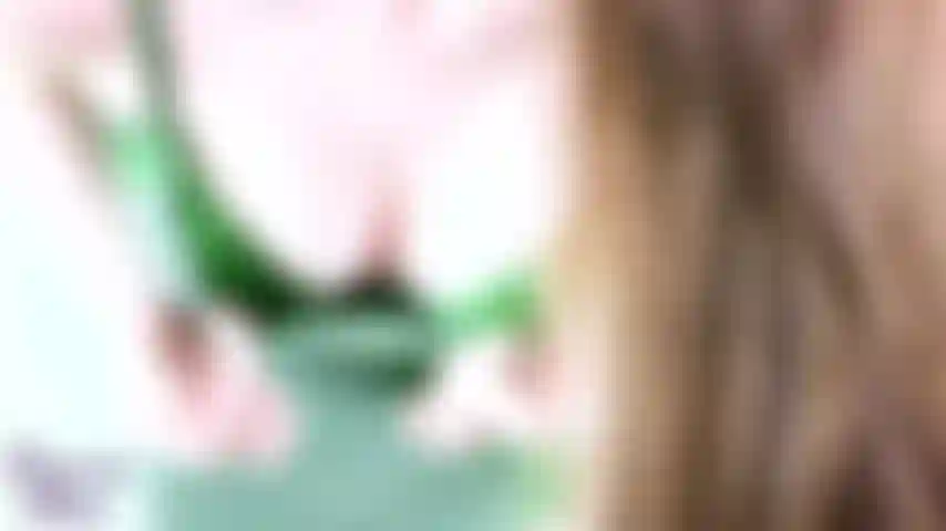 Cbt joi pour st. Fête de la saint-patrick : joyeuse saint-patrick. La saint-patrick, bêta ! Tu vas caresser ta bite pendant que je te taquine avec mon corps dans cet ensemble de lingerie sexy et soyeuse verte. Si vous suivez mes ordres et supportez une petite douleur festive, vous pourrez même jouir.