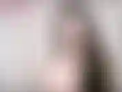 Tu ne mérites pas de caresser sauf si ça fait mal ! Alors, vas-y... Commence à caresser et obéis à chacun de mes ordres dans cet esprit de baise. À la fin de ce clip, j'aurai complètement recâblé votre cerveau.