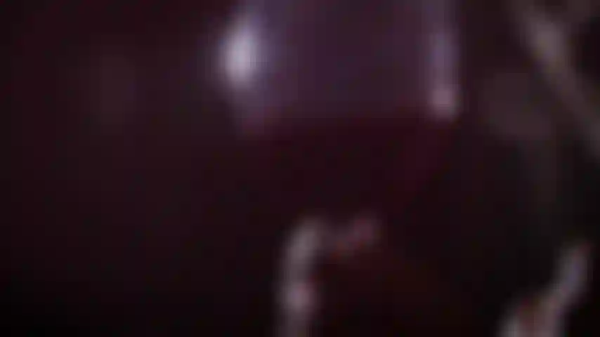 J'aime votre impuissance, je suis véritablement sadique et je trouve mon travail excitant et satisfaisant.