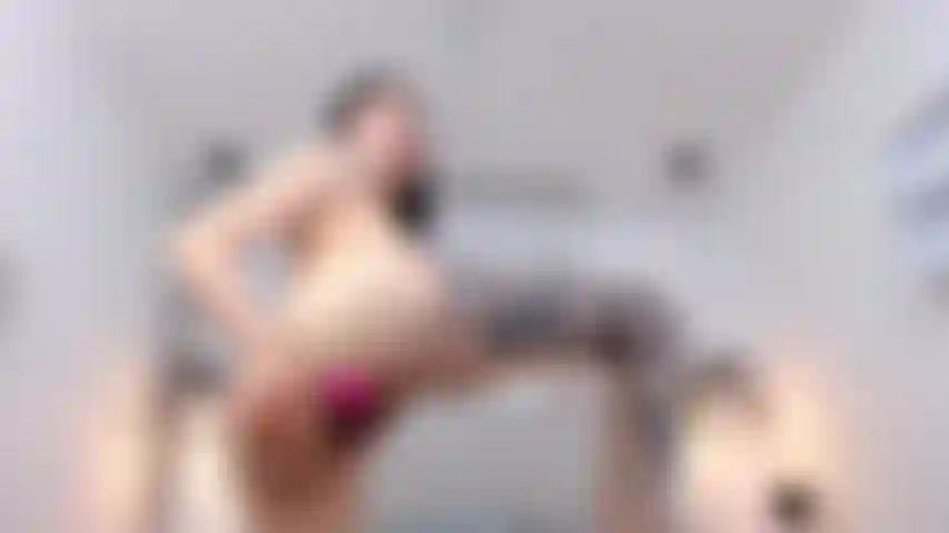 Sexe dur et flexible.