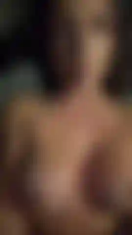 sxy teasing , horny brunette just for you