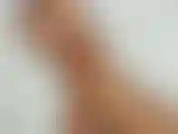 Aux pieds sexy, prête à être admirée !