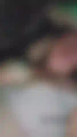 Short clip of my tit out masturbating