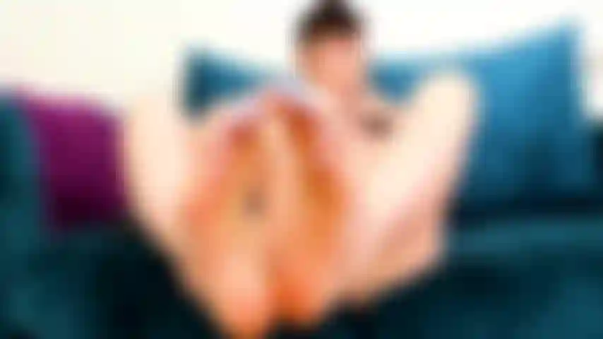 Footjob de pédicure bleue.