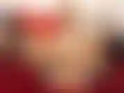 J'adore mes pieds en bas à talons cubains.