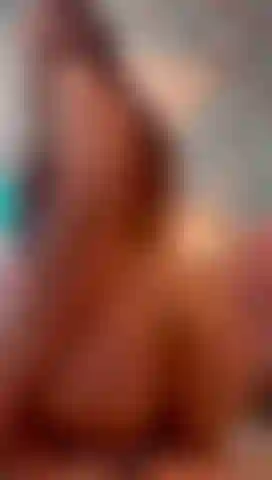 I'm the expert at making you forget the world...
come and cum with me, no one will pamper you like I do.