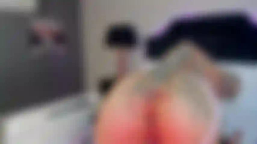 Non-stop anal sex in doggy style: wide open, taking it all the way deep and moaning while I look at you, swallowing it whole with my tight ass.