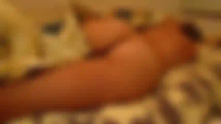 Espionne-moi en train de dormir.