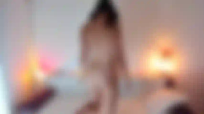 J'essaie de nouvelles culottes.