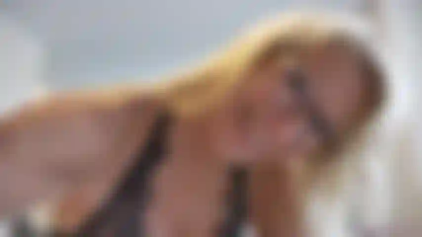 J'adore faire une branlette, celle-ci était particulièrement amusante ;).