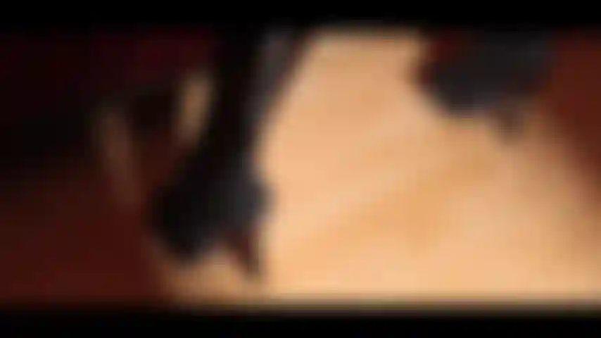 Here I let out my most daring and unfiltered side. Sensuality, attitude and an energy that I don't show anywhere. Only for those who dare to go one step further with me.