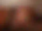 Me masturbe dans mon lit avec mon gode préféré, gros plans sur ma chatte et mon cul, regarde-moi jouir et écoute-moi gémir de plaisir.