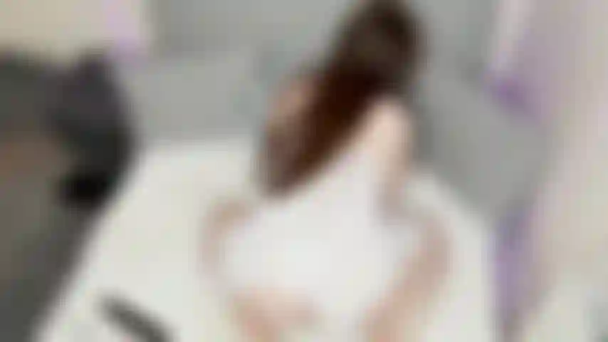 Des jouets et du pétrole.